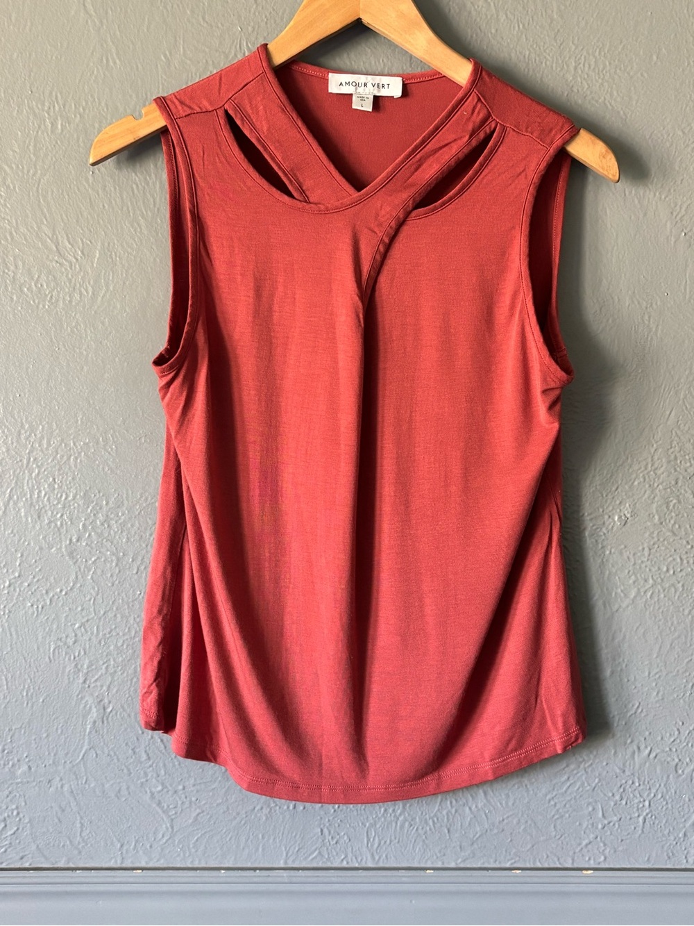 Amour Vert Cutout Tank Top Mauve Modal Blend Size L